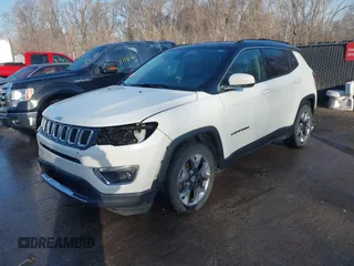 2020 Jeep Compass Limited with VIN 3C4NJCCB4LT102698, listed as a IAAI auction lot 41779546 with 115,007 mi miles. Bid and sale history available at carsss.com. Image 19.