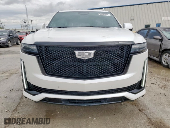 2024 Cadillac Escalade 4WD Sport Platinum z VIN 1GYS4GKL9RR231253, wystawiony jako Copart lot #51023045 z przebiegiem 11 616 mil mil oraz Szkoda całkowita • Salvage title. Historia ofert i sprzedaży dostępna na DreamBid. Obrazek 5.