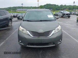 2011 Toyota Sienna XLE AAS with VIN 5TDYK3DC7BS041020, listed as a IAAI auction lot 42218328 with Not Provided miles and . Bid and sale history available at DreamBid. Image 12.