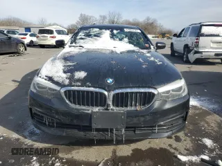2019 BMW 5 Series 530i xDrive with VIN WBAJA7C55KWW18669, listed as a Copart auction lot 41982755 with 162,503 mi miles and Clean Title. Bid and sale history available at carsss.com. Image 5.