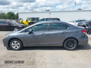 2013 Honda Civic LX z VIN 19XFB2F55DE266873, wystawiony jako IAAI lot #42205189 z przebiegiem 161 897 mil mil oraz . Historia ofert i sprzedaży dostępna na DreamBid. Obrazek 15.
