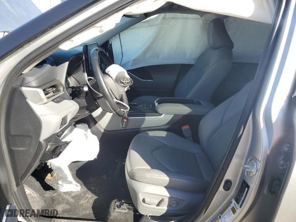 2021 Toyota Highlander XLE with VIN 5TDGZRAHXMS082996, listed as a Copart auction lot 52642695 with 53,483 mi miles and Salvage Title. Bid and sale history available at carsss.com. Image 7.
