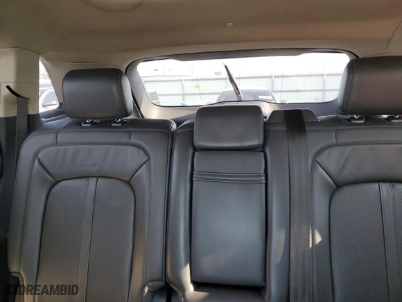2019 Lincoln Nautilus Reserve with VIN 2LMPJ6L96KBL33670, listed as a Copart auction lot 87185604 with NaN miles and Salvage Title. Bid and sale history available at carsss.com. Image 10.