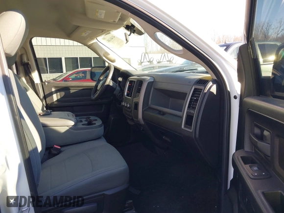 2014 Ram 1500 Tradesman z VIN 1C6RR7FT4ES428843, wystawiony jako IAAI lot #41461484 z przebiegiem 87 987 mil mil oraz . Historia ofert i sprzedaży dostępna na DreamBid. Obrazek 5.