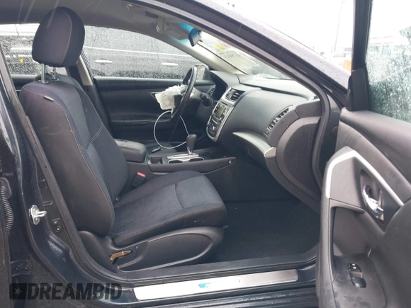 2016 Nissan Altima SR with VIN 1N4AL3AP0GC165604, listed as a IAAI auction lot 41755313 with 201,692 mi miles and . Bid and sale history available at DreamBid. Image 5.