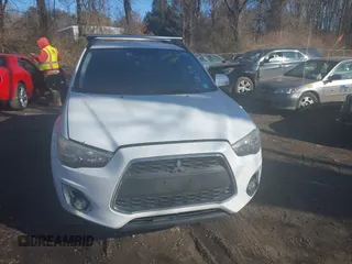 2015 Mitsubishi Outlander Sport 2.4 GT with VIN 4A4AR4AW2FE032859, listed as a IAAI auction lot 41688091 with 200,394 mi miles. Bid and sale history available at carsss.com. Image 12.