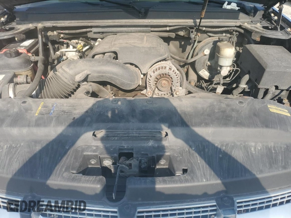 2007 Cadillac Escalade ESV z VIN 1GYFK668X7R251712, wystawiony jako Copart lot #59333215 z przebiegiem 184 338 mil mil oraz Czysty tytuł • Clean title. Historia ofert i sprzedaży dostępna na DreamBid. Obrazek 12.
