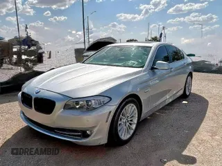 2013 BMW 5 Series 535i with VIN WBAFR7C59DC825858, listed as a Copart auction lot 62309005 with 18,518 mi miles and Clean title. Bid and sale history available at DreamBid. Image 2.