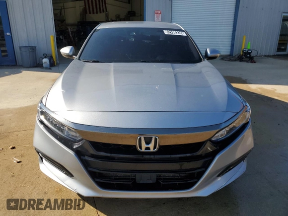 2019 Honda Accord Sport with VIN 1HGCV1F31KA037420, listed as a Copart auction lot 52196235 with 172,057 mi miles and Clean Title. Bid and sale history available at DreamBid. Image 5.