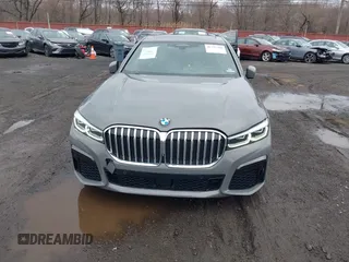 2020 BMW 7 Series 750i xDrive with VIN WBA7U2C04LGM27104, listed as a IAAI auction lot 41757796 with 10,174 mi miles and . Bid and sale history available at carsss.com. Image 12.