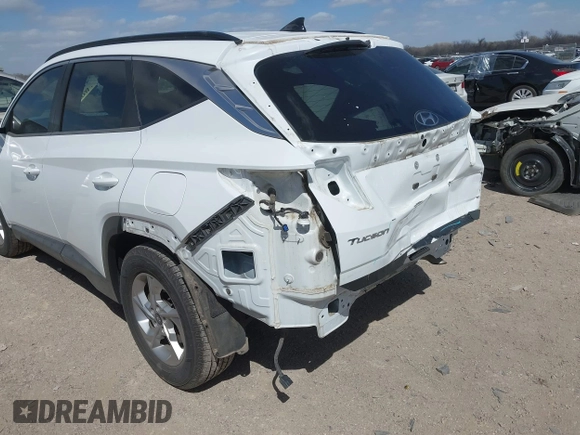 2022 Hyundai Tucson SEL with VIN 5NMJB3AE5NH003705, listed as a IAAI auction lot 41841086 with 36,568 mi miles. Bid and sale history available at carsss.com. Image 17.