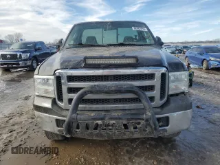 2005 Ford F-250 XL with VIN 1FTNF21505EC75291, listed as a Copart auction lot 88982815 with Not Provided miles and Salvage Title. Bid and sale history available at DreamBid. Image 5.