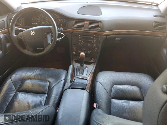 2005 Volvo S80 z VIN YV1TS592351400431, wystawiony jako Copart lot #60192985 z przebiegiem 164 886 mil mil oraz Czysty tytuł • Clean title. Historia ofert i sprzedaży dostępna na DreamBid. Obrazek 8.