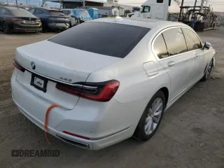 2020 BMW 7 Series 740i with VIN WBA7T2C07LCD01249, listed as a Copart auction lot 89365855 with 38,432 mi miles and Salvage Title. Bid and sale history available at carsss.com. Image 3.
