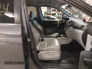2019 Honda Pilot EX-L with VIN 5FNYF6H50KB035548, listed as a IAAI auction lot 42011724 with 105,195 mi miles and . Bid and sale history available at DreamBid. Image 5.