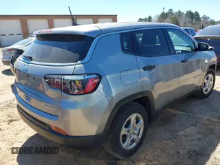2022 Jeep Compass Sport with VIN 3C4NJCAB7NT217818, listed as a IAAI auction lot 41859331 with 26,682 mi miles and . Bid and sale history available at carsss.com. Image 4.