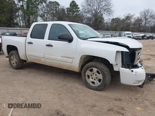 2008 Chevrolet Silverado 1500 1LT with VIN 3GCEC13J88G244249, listed as a IAAI auction lot 41365974 with 175,983 mi miles and . Bid and sale history available at DreamBid. Image 1.