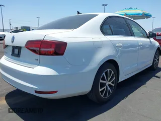 2017 Volkswagen Jetta SE with VIN 3VWDB7AJ9HM398293, listed as a IAAI auction lot 42551194 with 63,100 mi miles and . Bid and sale history available at DreamBid. Image 4.