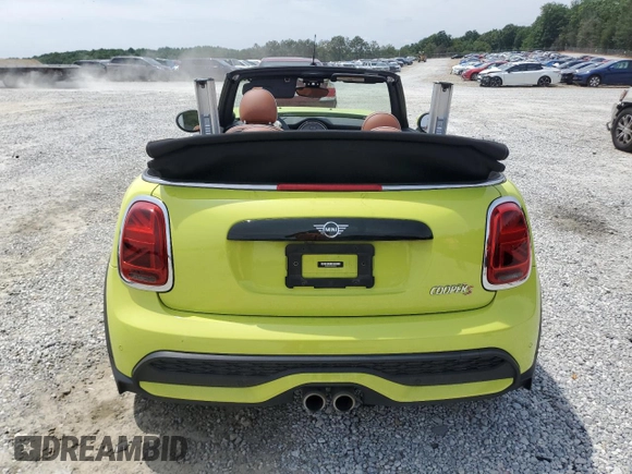 2022 MINI Convertible Cooper S z VIN WMW43DL0XN3P09016, wystawiony jako Copart lot #56379755 z przebiegiem 32 509 mil mil oraz Szkoda całkowita • Salvage title. Historia ofert i sprzedaży dostępna na DreamBid. Obrazek 6.