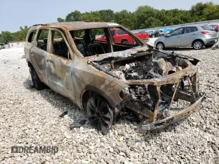2023 Dodge Durango GT Plus z VIN 1C4RDJDG0PC690138, wystawiony jako Copart lot #70808104 z przebiegiem Nie podano mil oraz Nie do naprawy • Non repairable. Historia ofert i sprzedaży dostępna na DreamBid. Obrazek 4.