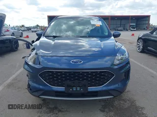 2020 Ford Escape SE z VIN 1FMCU0G64LUC77514, wystawiony jako IAAI lot #42198831 z przebiegiem 39 250 mil mil oraz . Historia ofert i sprzedaży dostępna na DreamBid. Obrazek 13.