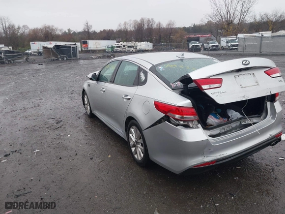 2017 Kia Optima EX with VIN 5XXGU4L37HG129248, listed as a IAAI auction lot 40833561 with 120,671 mi miles. Bid and sale history available at carsss.com. Image 3.