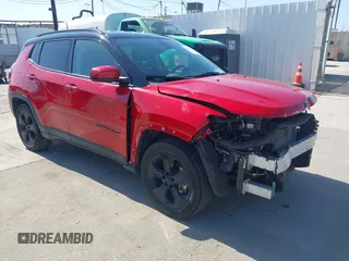 2021 Jeep Compass Altitude with VIN 3C4NJCBB3MT560039, listed as a IAAI auction lot 42536979 with 30,357 mi miles and . Bid and sale history available at DreamBid. Image 1.