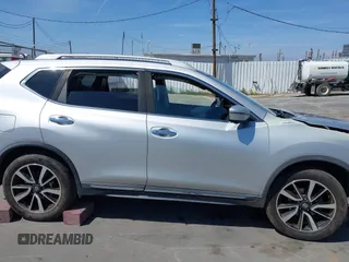 2019 Nissan Rogue SV with VIN 5N1AT2MT1KC788635, listed as a IAAI auction lot 42094964 with 50,431 mi miles and . Bid and sale history available at DreamBid. Image 13.