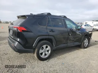 2019 Toyota RAV4 XLE with VIN 2T3P1RFV0KC054000, listed as a Copart auction lot 55255165 with 72,526 mi miles and Salvage title. Bid and sale history available at DreamBid. Image 3.