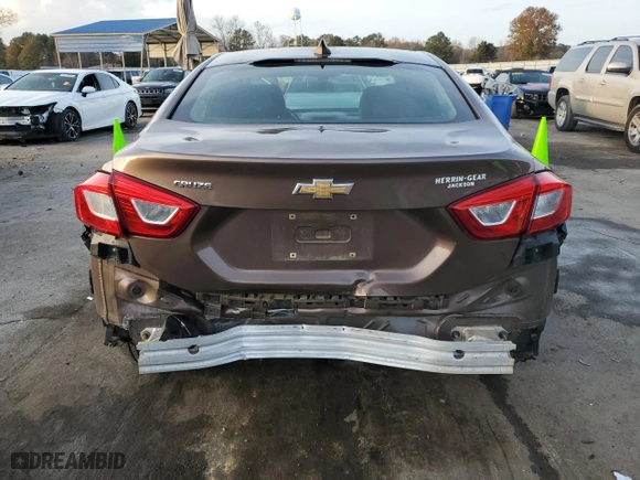 2019 Chevrolet Cruze LS with VIN 1G1BC5SM7K7121818, listed as a Copart auction lot 85230054 with 55,742 mi miles and Salvage Title. Bid and sale history available at carsss.com. Image 6.