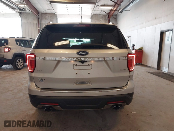 2018 Ford Explorer XLT z VIN 1FM5K8D83JGC40596, wystawiony jako IAAI lot #42263327 z przebiegiem 66 948 mil mil oraz . Historia ofert i sprzedaży dostępna na DreamBid. Obrazek 17.