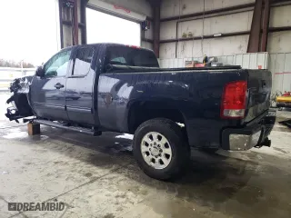 2011 GMC Sierra 2500HD SLE with VIN 1GT220CG1BZ262877, listed as a Copart auction lot 42869035 with 264,996 mi miles and Salvage Title. Bid and sale history available at carsss.com. Image 2.