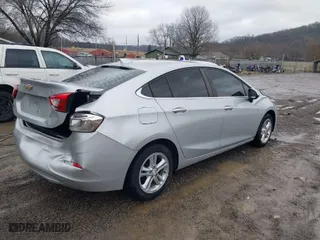 2018 Chevrolet Cruze LT with VIN 1G1BE5SM8J7240227, listed as a IAAI auction lot 41522265 with 103,708 mi miles. Bid and sale history available at carsss.com. Image 4.