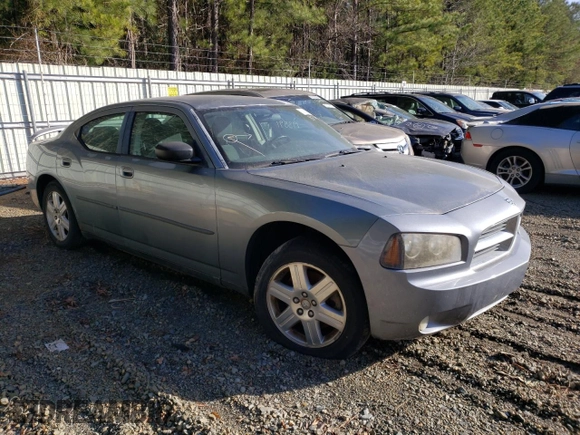2007 Dodge Charger SXT z VIN 2B3KK43G57H823145, wystawiony jako Copart lot #74926923 z przebiegiem 193 591 mil mil oraz Szkoda całkowita • Salvage title. Historia ofert i sprzedaży dostępna na DreamBid. Obrazek 8.