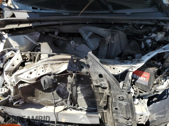 2018 Toyota Highlander LE z VIN 5TDZARFH0JS036985, wystawiony jako Copart lot #54472975 z przebiegiem 128 131 mil mil oraz Szkoda całkowita • Salvage title. Historia ofert i sprzedaży dostępna na DreamBid. Obrazek 12.