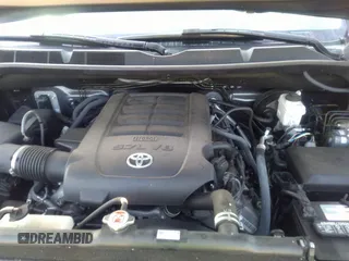2018 Toyota Tundra SR z VIN 5TFUY5F19JX775462, wystawiony jako IAAI lot #34435962 z przebiegiem 44 563 mil mil oraz . Historia ofert i sprzedaży dostępna na DreamBid. Obrazek 10.
