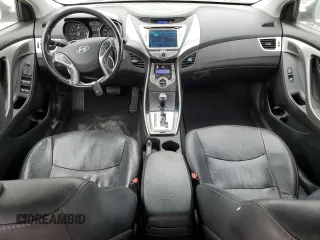 2013 Hyundai Elantra GLS z VIN 5NPDH4AE1DH423061, wystawiony jako Copart lot #50559705 z przebiegiem 121 016 mil mil oraz Czysty tytuł • Clean title. Historia ofert i sprzedaży dostępna na DreamBid. Obrazek 8.