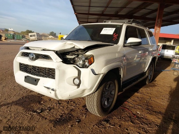 2018 Toyota 4Runner SR5 with VIN JTEZU5JR2J5181608, listed as a IAAI auction lot 41072241 with 104,230 mi miles. Bid and sale history available at carsss.com. Image 2.