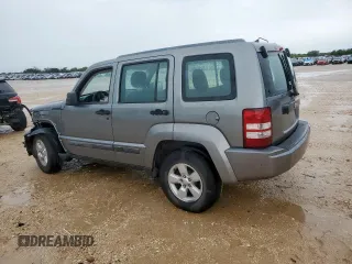 2012 Jeep Liberty Sport z VIN 1C4PJLAK0CW165917, wystawiony jako Copart lot #58776035 z przebiegiem 174 814 mil mil oraz Szkoda całkowita • Salvage title. Historia ofert i sprzedaży dostępna na DreamBid. Obrazek 2.