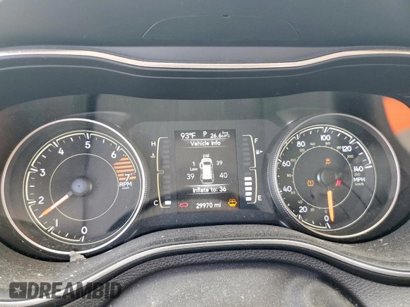 2020 Jeep Cherokee Latitude with VIN 1C4PJLCB3LD538716, listed as a Copart auction lot 62063545 with 29,970 mi miles and Salvage title. Bid and sale history available at DreamBid. Image 9.