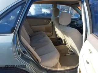 2001 Toyota Avalon XL w/Bucket Seats with VIN 4T1BF28B91U148985, listed as a IAAI auction lot 41538121 with 161,474 mi miles. Bid and sale history available at carsss.com. Image 8.