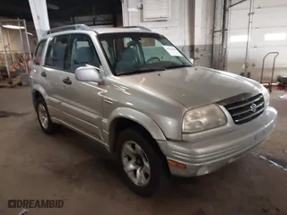 2000 Suzuki Grand Vitara JLX with VIN JS3TD62V1Y4101244, listed as a IAAI auction lot 41635060 with 169,951 mi miles. Bid and sale history available at carsss.com. Image 1.