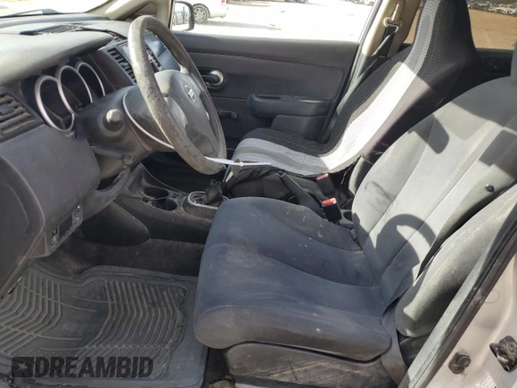 2010 Nissan Versa 1.6 with VIN 3N1CC1AP4AL372566, listed as a Copart auction lot 84704534 with 333,475 mi miles and Salvage Title. Bid and sale history available at carsss.com. Image 7.