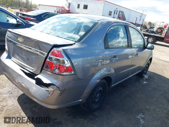 2010 Chevrolet Aveo 1LT with VIN KL1TD5DE0AB050527, listed as a IAAI auction lot 42033323 with 91,825 mi miles and . Bid and sale history available at DreamBid. Image 4.