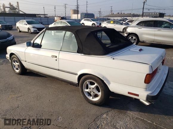 1989 BMW 3 Series z VIN WBABB2306K8875241, wystawiony jako Copart lot #75549524 z przebiegiem 161 039 mil mil oraz Czysty tytuł • Clean title. Historia ofert i sprzedaży dostępna na DreamBid. Obrazek 2.