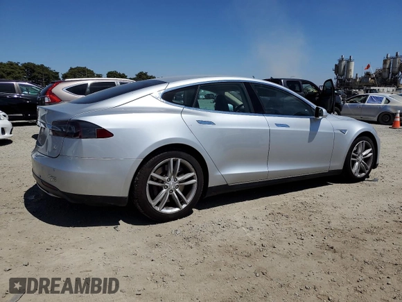 2014 Tesla Model S 60 z VIN 5YJSA1H14EFP36439, wystawiony jako Copart lot #65833035 z przebiegiem 66 090 mil mil oraz Czysty tytuł • Clean title. Historia ofert i sprzedaży dostępna na DreamBid. Obrazek 3.