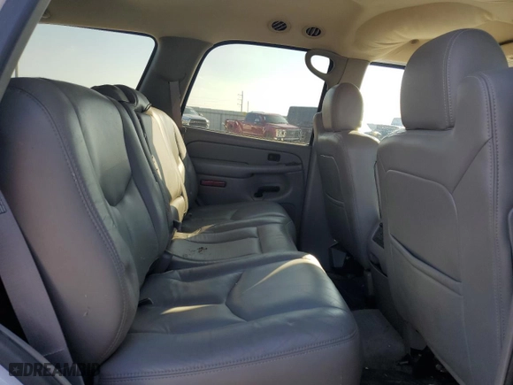 2004 Chevrolet Tahoe LT with VIN 1GNEC13Z74R164089, listed as a Copart auction lot 44317175 with 165,752 mi miles and Salvage Title. Bid and sale history available at carsss.com. Image 11.