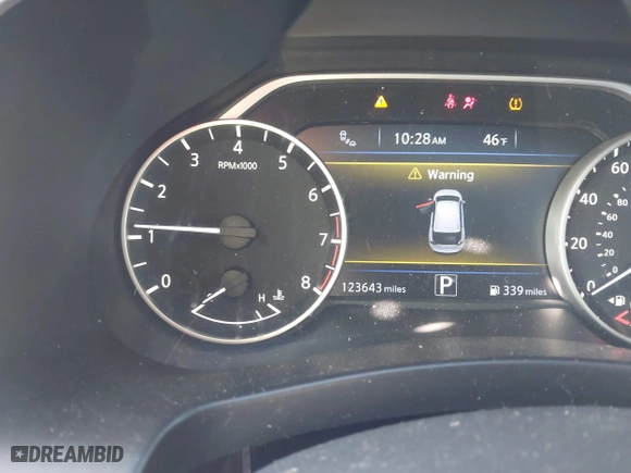2018 Nissan Murano Platinum with VIN 5N1AZ2MH3JN138153, listed as a IAAI auction lot 41452921 with 123,643 mi miles. Bid and sale history available at carsss.com. Image 7.