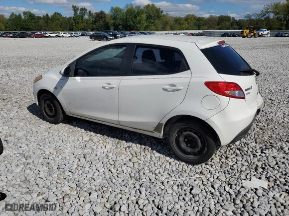 2014 Mazda Mazda2 Sport with VIN JM1DE1KY5E0172866, listed as a Copart auction lot 73997744 with 181,163 mi miles and Salvage Title. Bid and sale history available at carsss.com. Image 2.