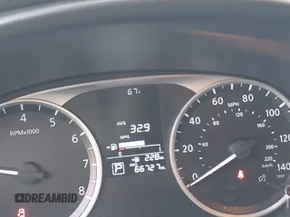 2020 Nissan Kicks S z VIN 3N1CP5BV7LL563586, wystawiony jako IAAI lot #42043567 z przebiegiem 66 727 mil mil oraz . Historia ofert i sprzedaży dostępna na DreamBid. Obrazek 15.